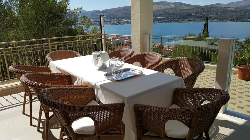 Luxury Star Lights - Heated Pool, Hot Tub, Gym, Billiard Villa Trogir