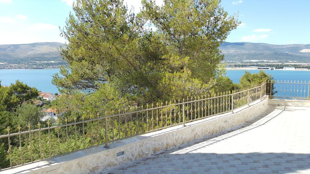 Villa Luxury Star Lights - Heated Pool, Hot Tub, Gym, Billiard